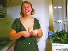 Asiática transexual videos caseros de pilladas juega la polla