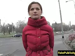 Rubia tiene un orgasmo. videos caseros de pilladas follando