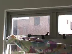 Es una grieta con un fuerte pillada masturbandose casero pinchazo.